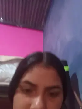 Smile_Fullpee  live sex cam