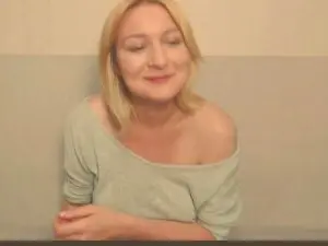 Bonnie_kisssexy  live sex cam