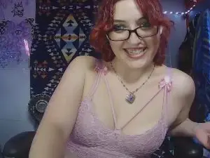 Red_Raven18  live sex cam