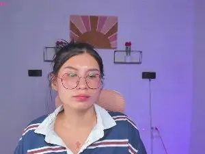 Emily_villamil  live sex cam