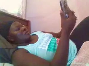 Sweetgyalhot  live sex cam