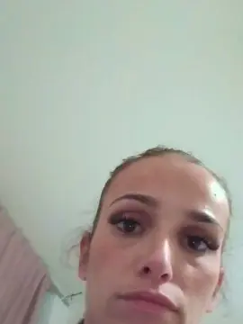 Tana28  live sex cam