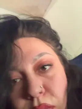 Honey_DD  live sex cam