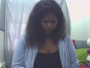 Maturegodess  live sex cam