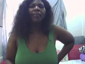 Maturegodess  live sex cam