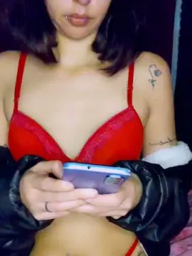 Millerlia97  live sex cam