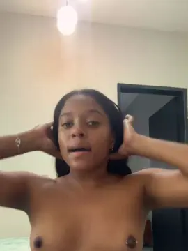 Camilyvi31  live sex cam