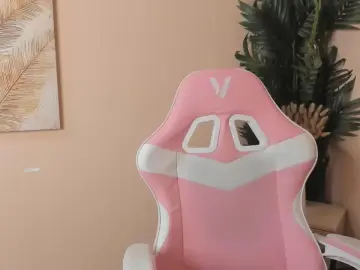 ChelseyFrelow  live sex cam