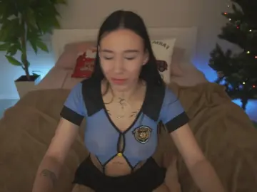 NikkiNikkis  live sex cam