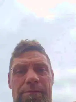 Saductive  live sex cam