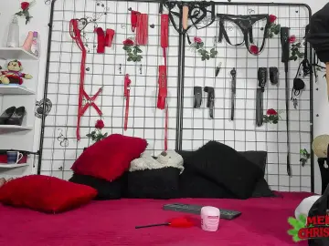 Lovely_girls  live sex cam