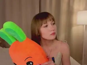 LoriaJue  live sex cam