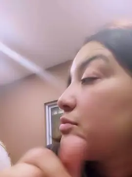 Luz218  live sex cam