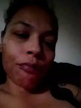 Meanie33  live sex cam