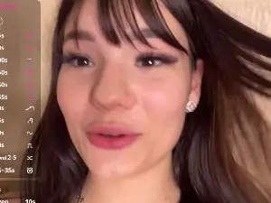 AmyHeuvelmann  live sex cam