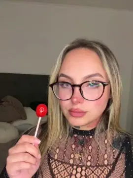 Danyblonde  live sex cam