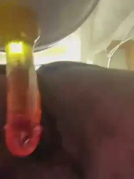 Juciihairypussi  live sex cam
