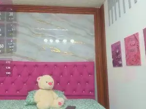 Miranda_Vega  live sex cam