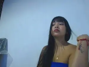 Claudia2988  live sex cam