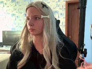 LouisLoewe  live sex cam