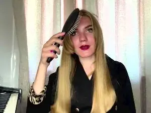 MarciReyolds  live sex cam