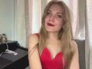 MarciReyolds  live sex cam