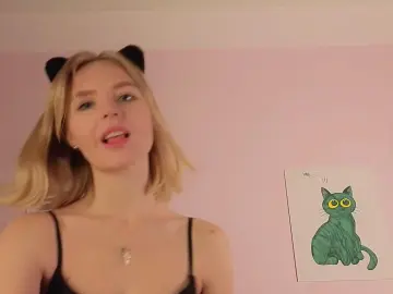 MarilynNoecker  live sex cam