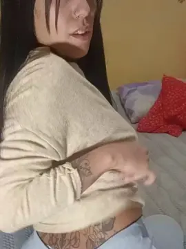 Diosadelirante  live sex cam