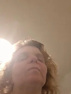 Marie4561  live sex cam