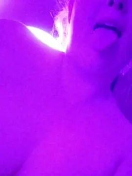 Lulubells  live sex cam