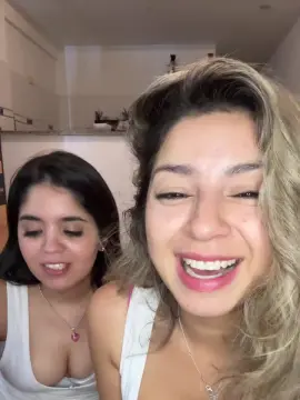 Saias30  live sex cam