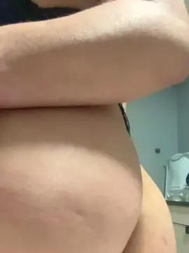 Johnna692  live sex cam