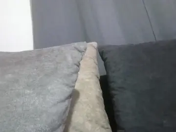 Laualamiss  live sex cam