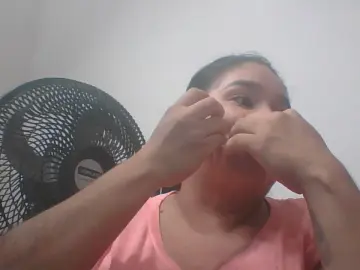 Sofiagata1  live sex cam