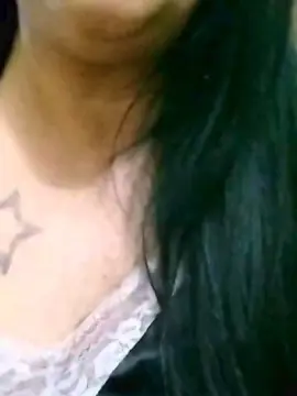 Valery882  live sex cam