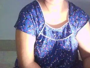 Sexypooja69  live sex cam