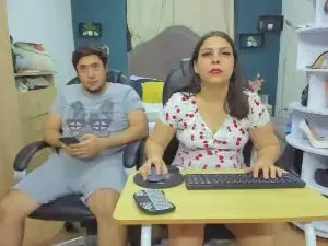 Tinaandedward  live sex cam