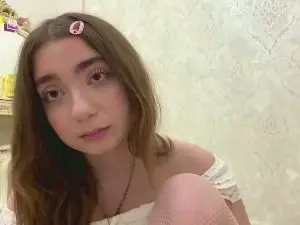 BrandeGrullon  live sex cam