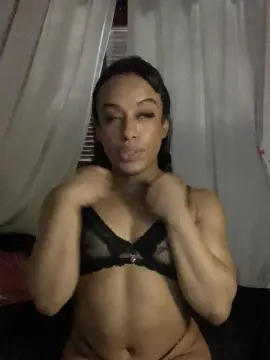 MuscularGIRL  live sex cam