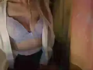 Amnesiahgarden  live sex cam