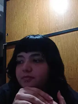 Gotikkkak  live sex cam