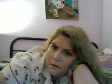 Bedbandits69  live sex cam