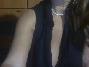 Lui_mary  live sex cam