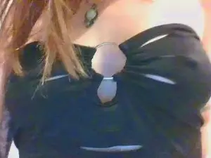 Ninahiddenn  live sex cam