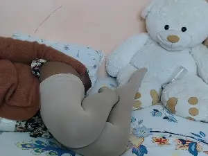 OnjaTiana  live sex cam