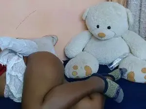 OnjaTiana  live sex cam
