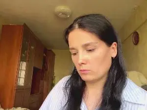 RinaNaumann  live sex cam