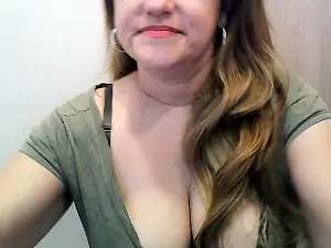 Alysquirt  live sex cam