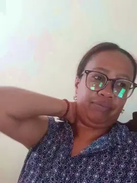 Karina06  live sex cam