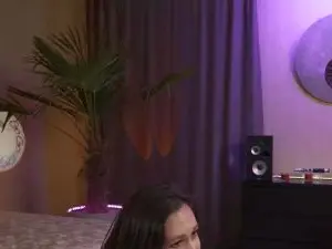 KrisWolles  live sex cam